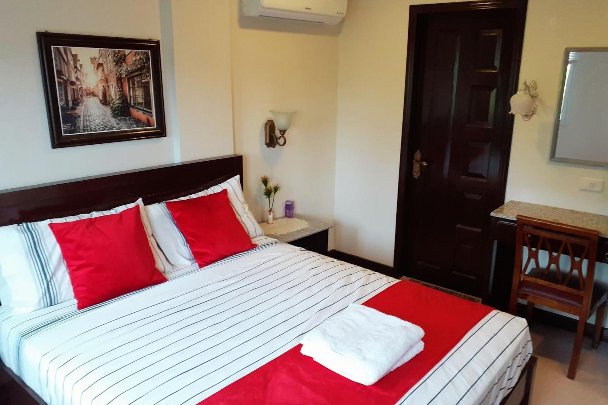 Venezia Suites Hotel Iloilo Kamer foto