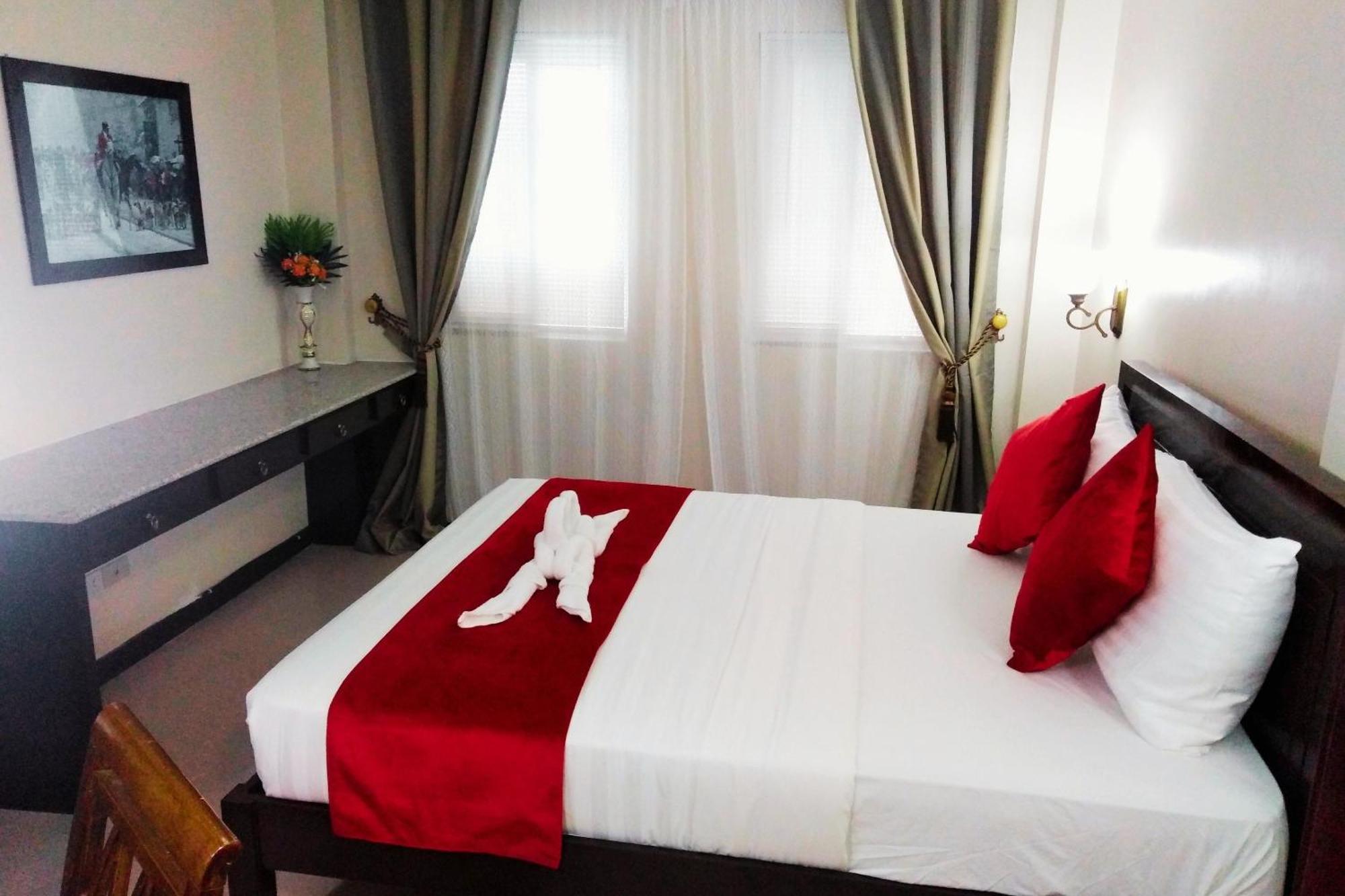 Venezia Suites Hotel Iloilo Kamer foto
