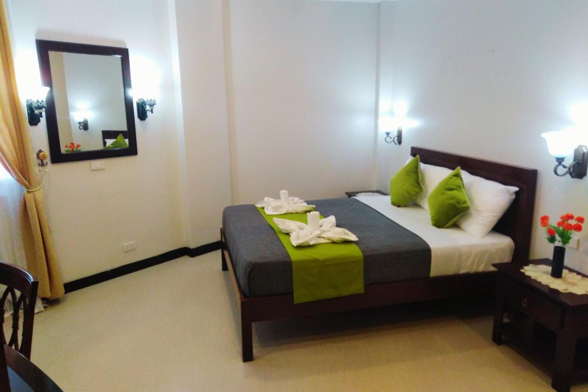 Venezia Suites Hotel Iloilo Kamer foto