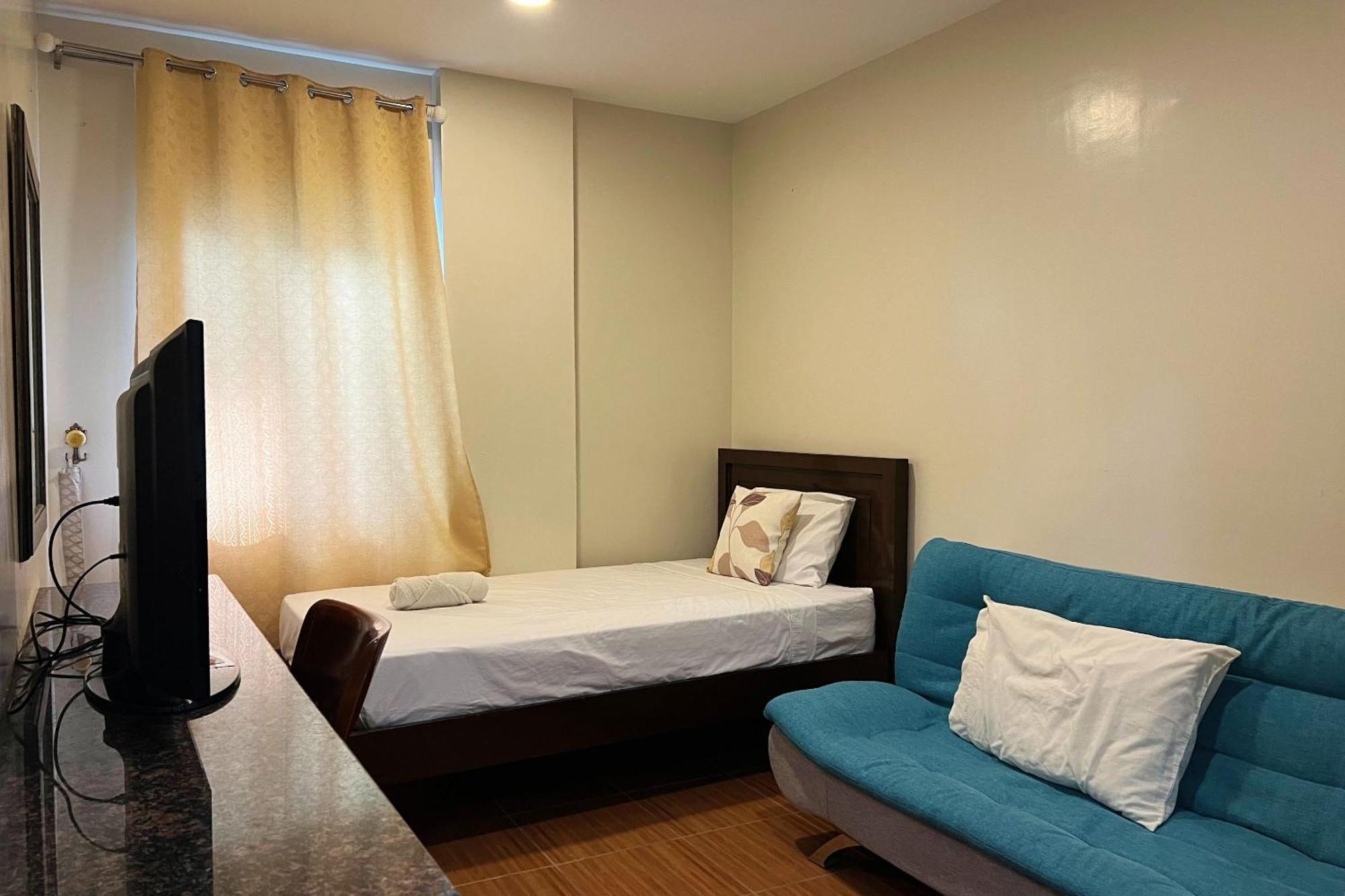 Venezia Suites Hotel Iloilo Kamer foto